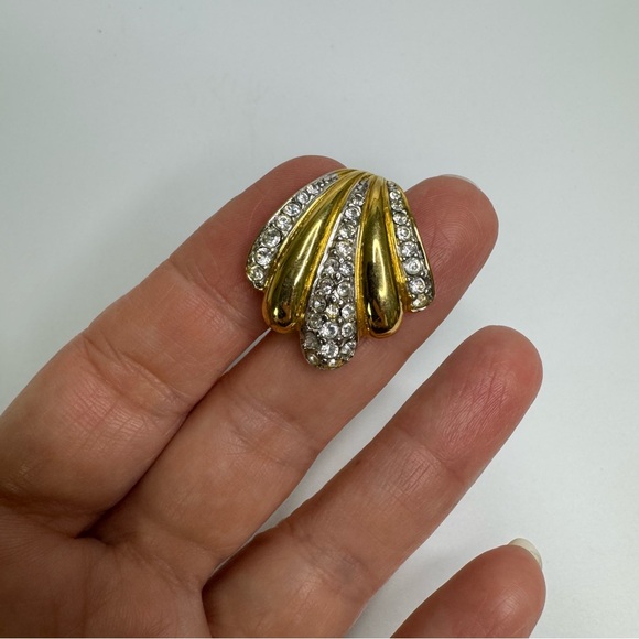 Joan Rivers Shell Pendant Gold Plated Crystal Pave - Picture 6 of 11
